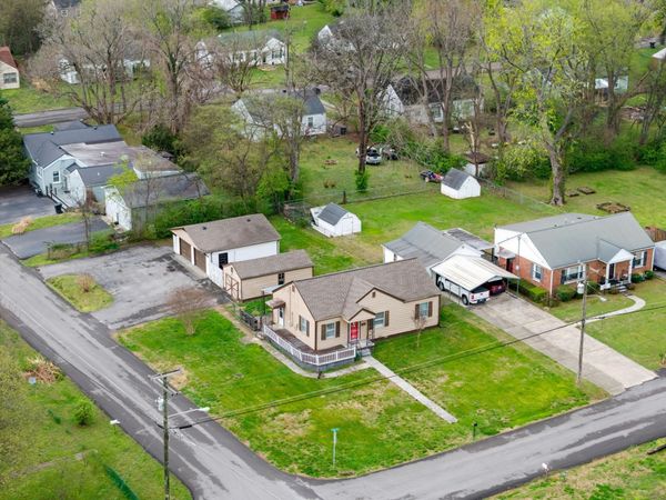 418 Lynn St , Murfreesboro, TN 37129