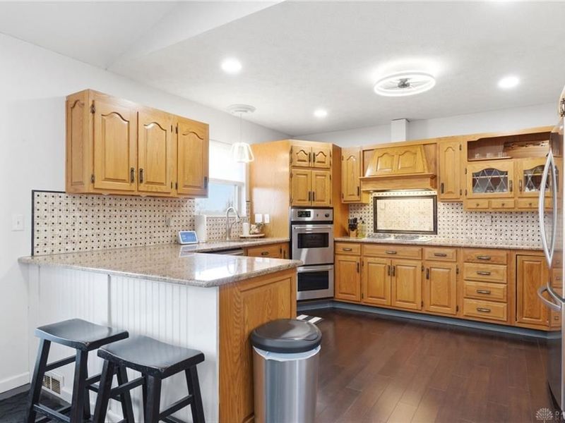 5448 New Carlisle Pike, Bethel Township, OH 45504 Photo 10