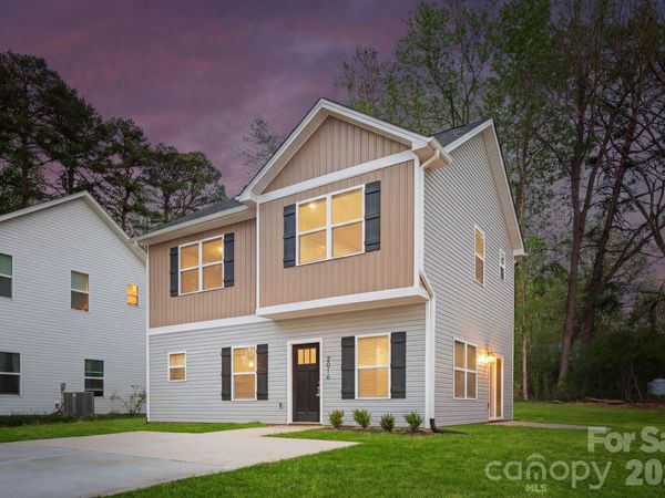 2016 Juniper Drive , Charlotte, NC 28269