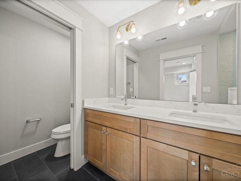 1906 Pogue Avenue, Unit A, Cincinnati, OH 45208 Photo 25