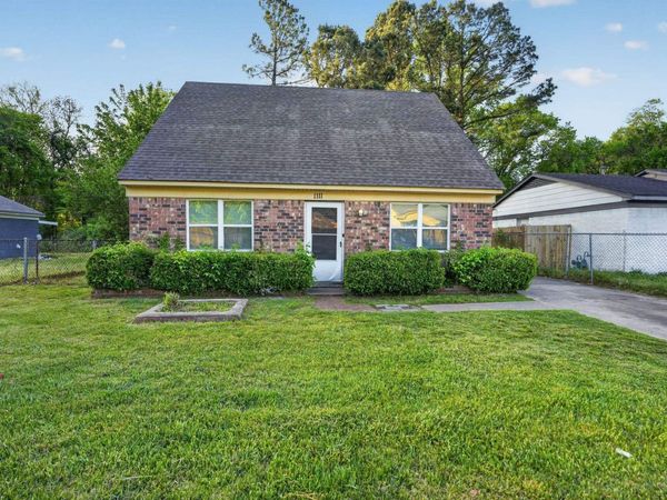 1111 CANARY LN, Memphis, TN 38109