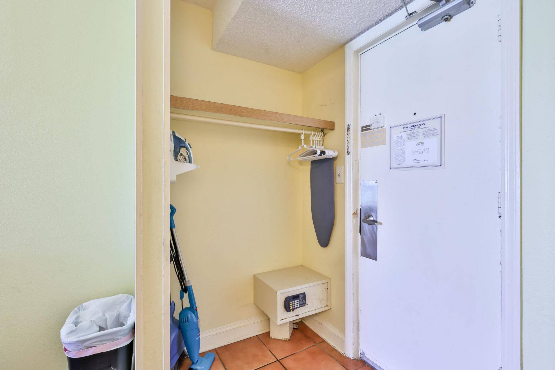 1207 S Ocean Blvd.  Photo 9