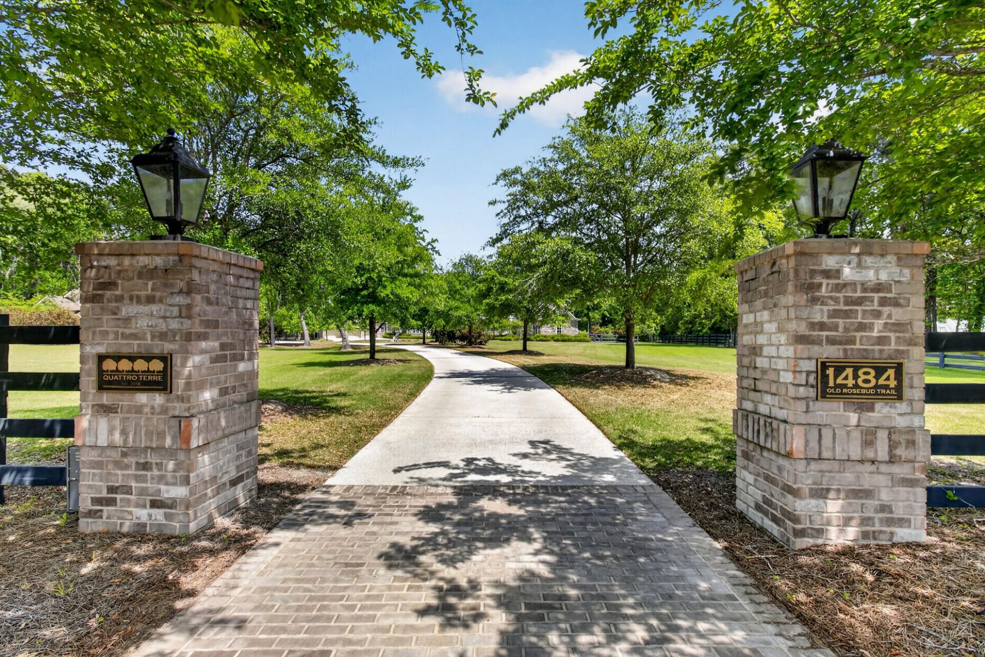 1484 Old Rosebud Trail Photo 130