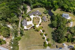 1484 Old Rosebud Trail photo 4