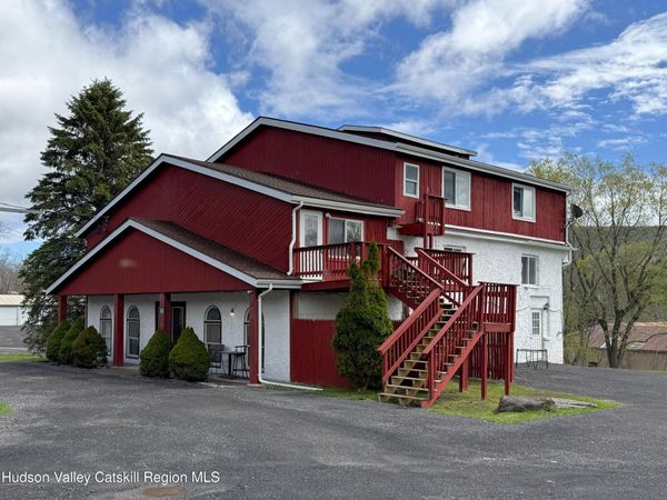 5759 New York 23a , Tannersville, NY 12485