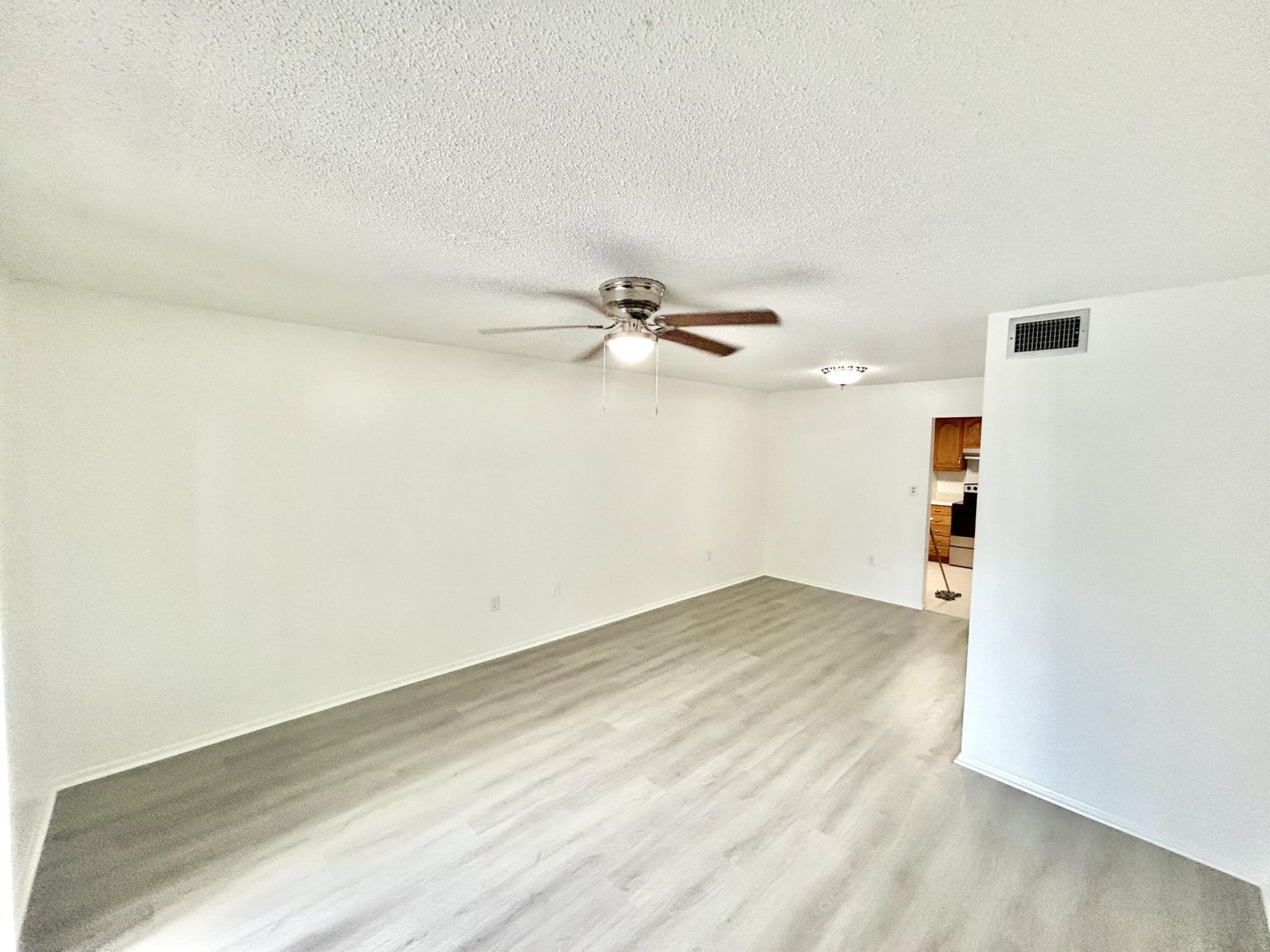 4314 NW 9th Avenue, Unit 4-2b, Deerfield Beach, FL 33064 Photo