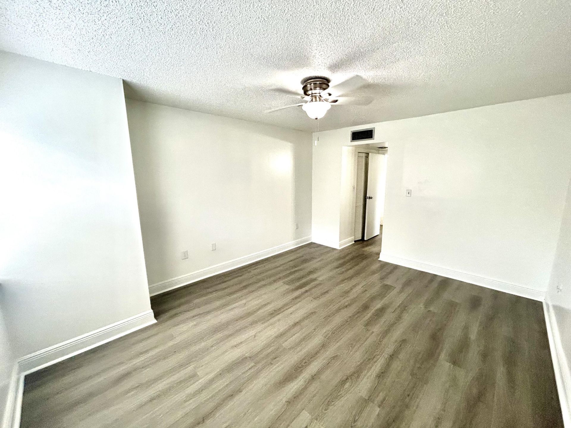 4314 NW 9th Avenue, Unit 4-2b, Deerfield Beach, FL 33064 Photo