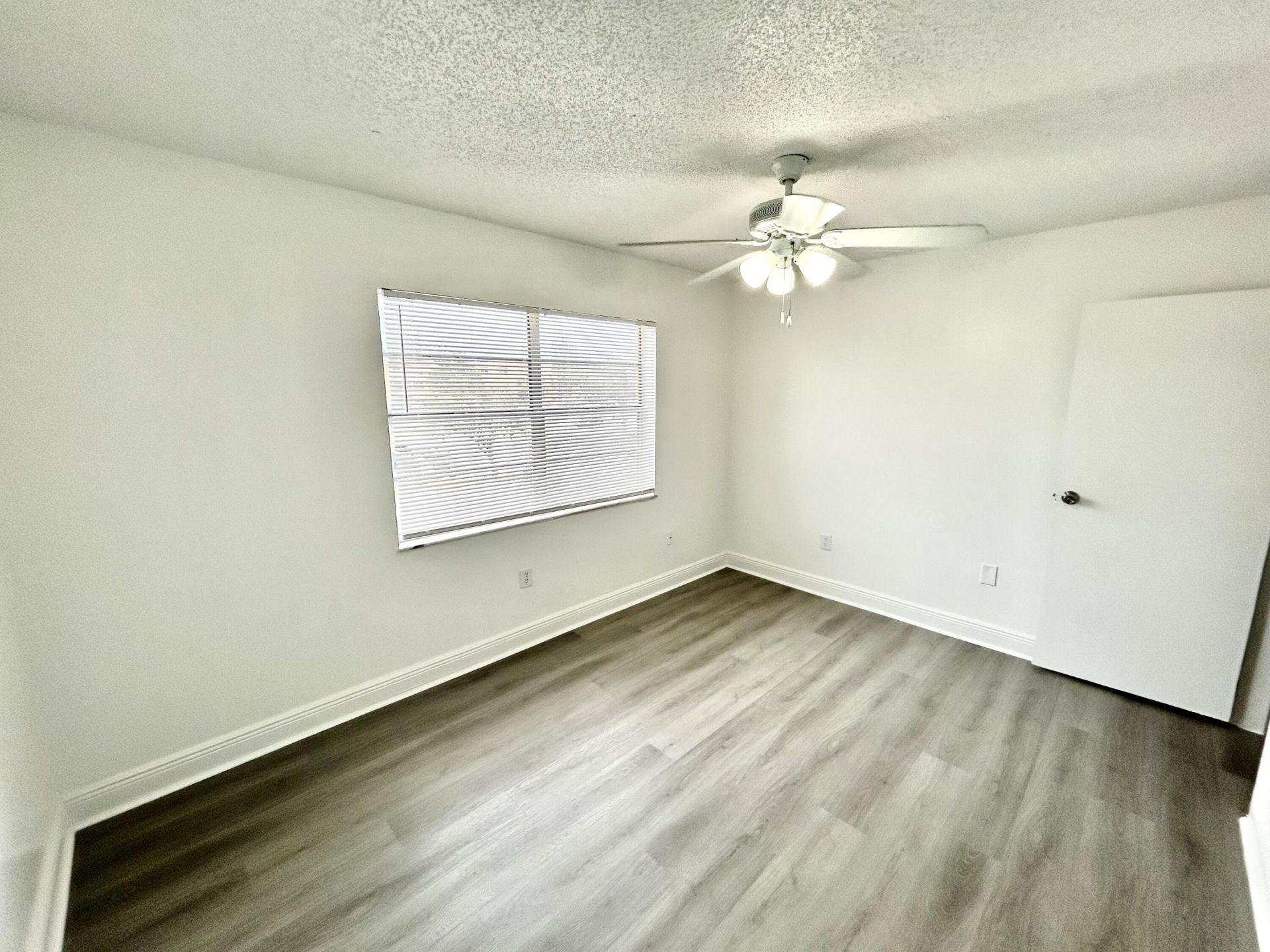4314 NW 9th Avenue, Unit 4-2b, Deerfield Beach, FL 33064 Photo