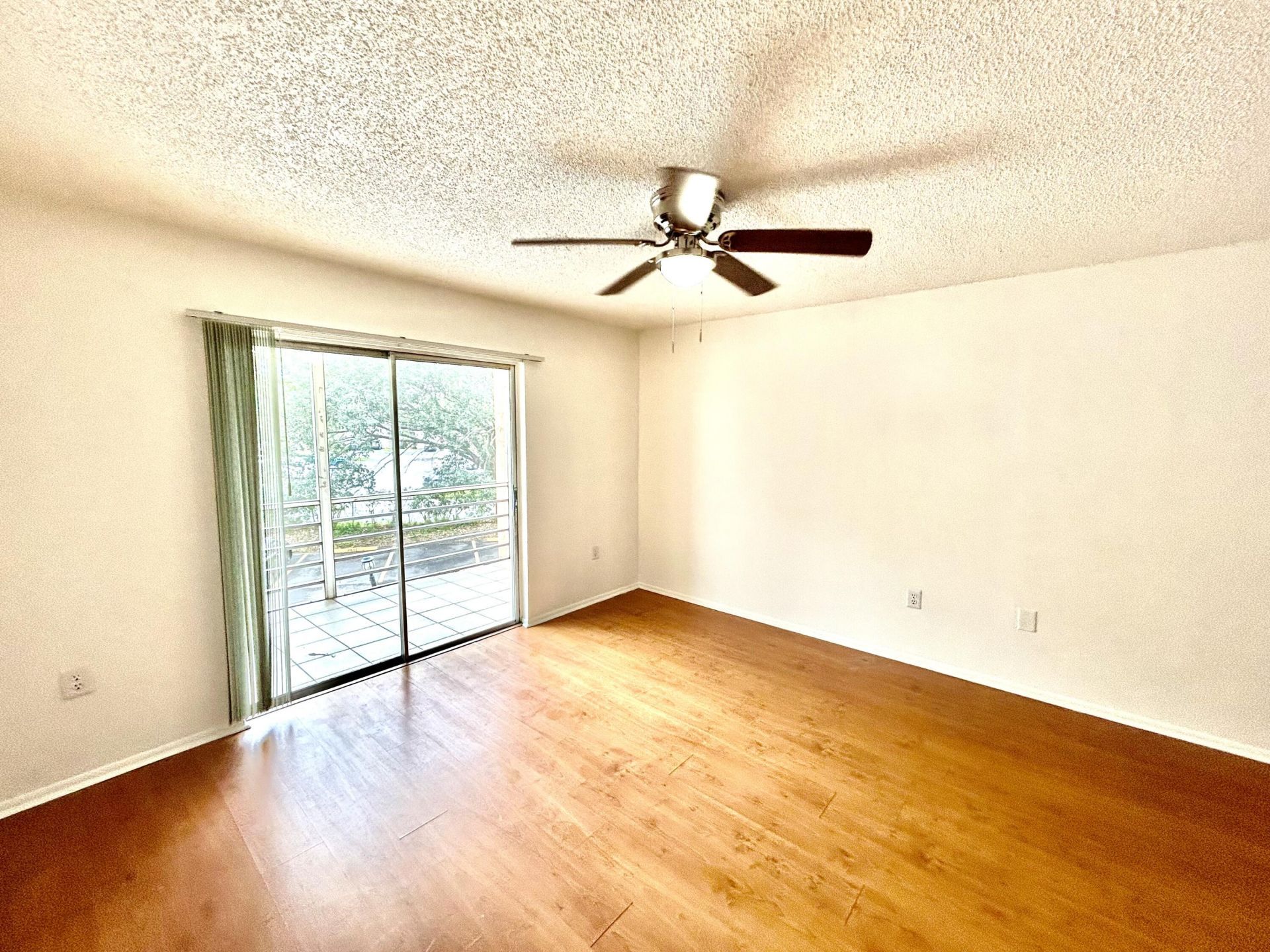 4314 NW 9th Avenue, Unit 4-2b, Deerfield Beach, FL 33064 Photo