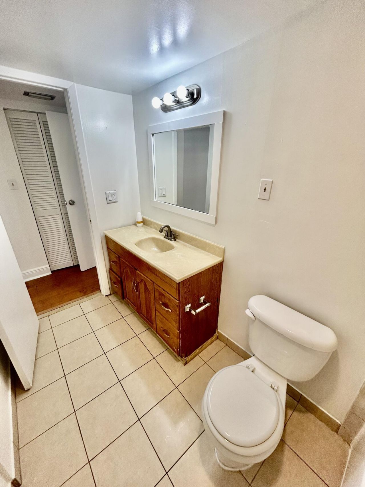 4314 NW 9th Avenue, Unit 4-2b, Deerfield Beach, FL 33064 Photo