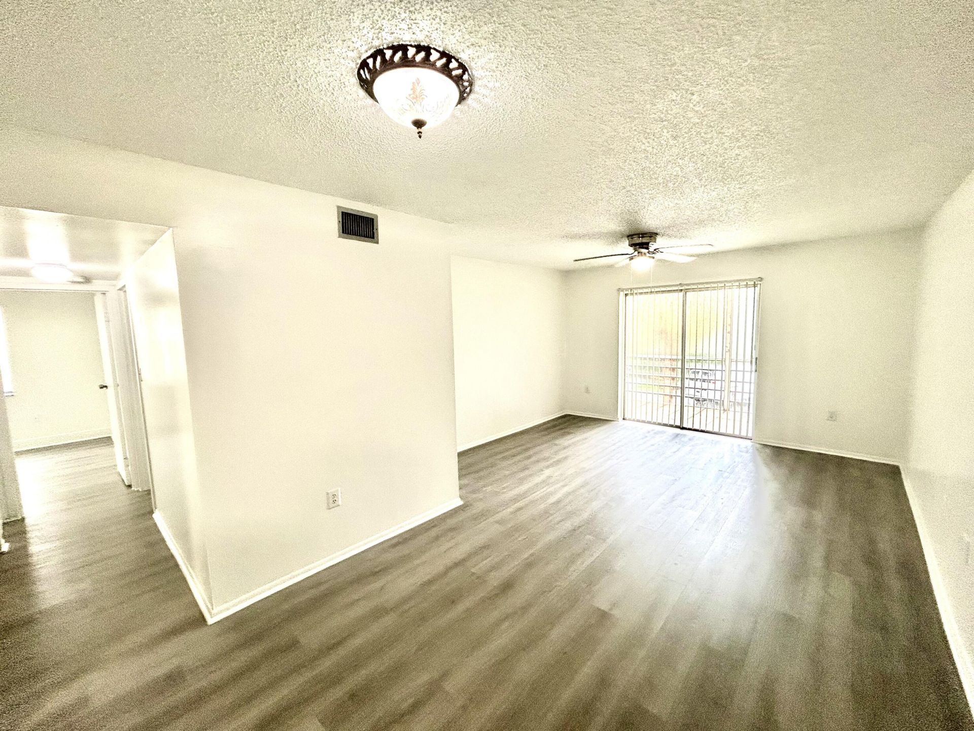 4314 NW 9th Avenue, Unit 4-2b, Deerfield Beach, FL 33064 Photo