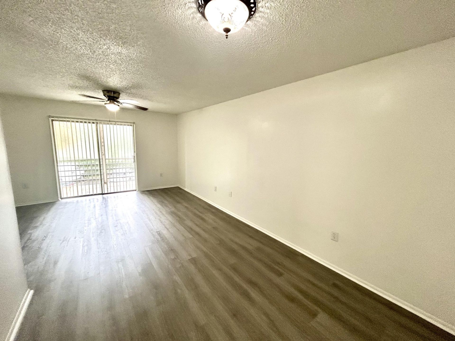 4314 NW 9th Avenue, Unit 4-2b, Deerfield Beach, FL 33064 Photo