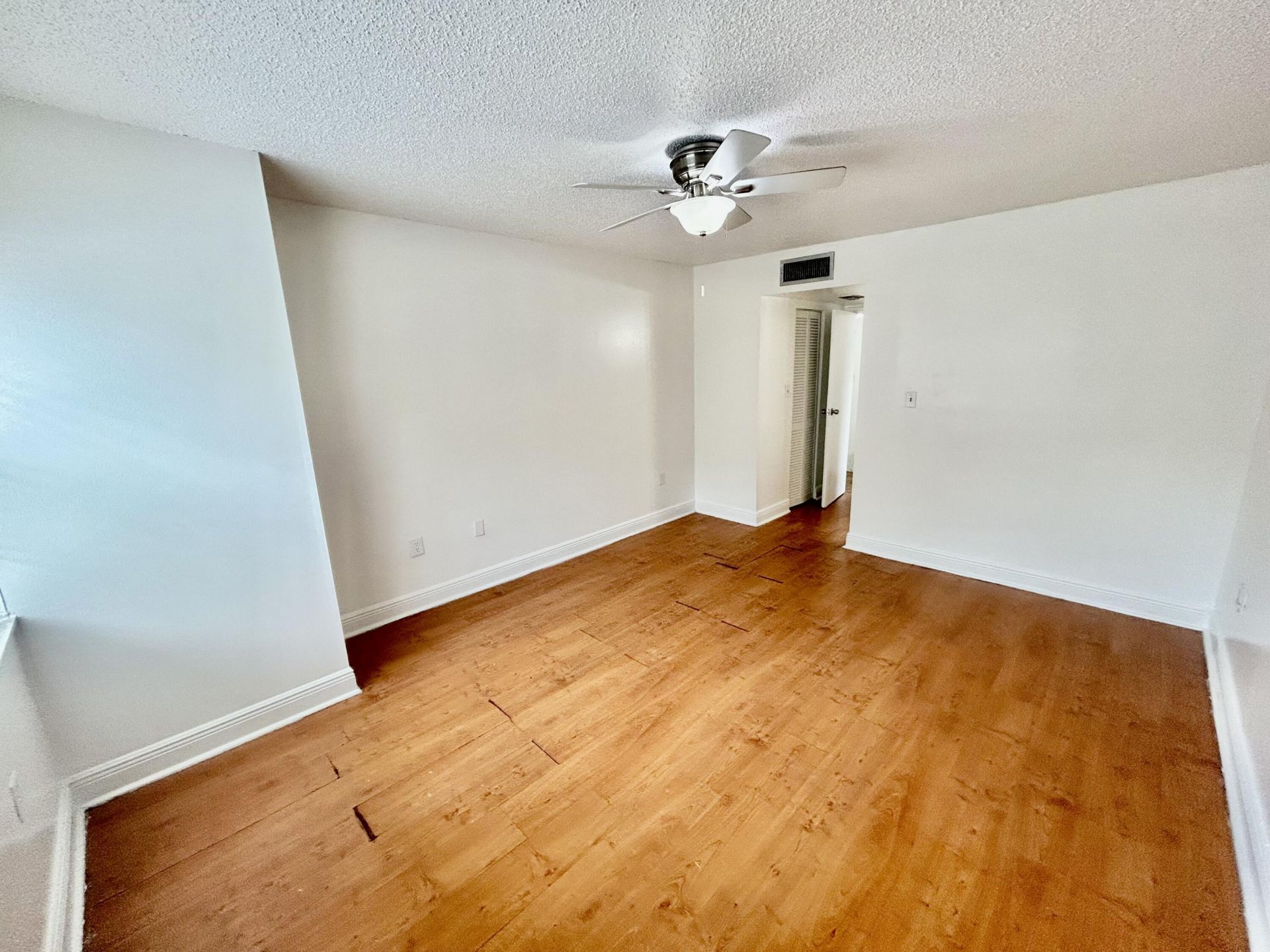 4314 NW 9th Avenue, Unit 4-2b, Deerfield Beach, FL 33064 Photo