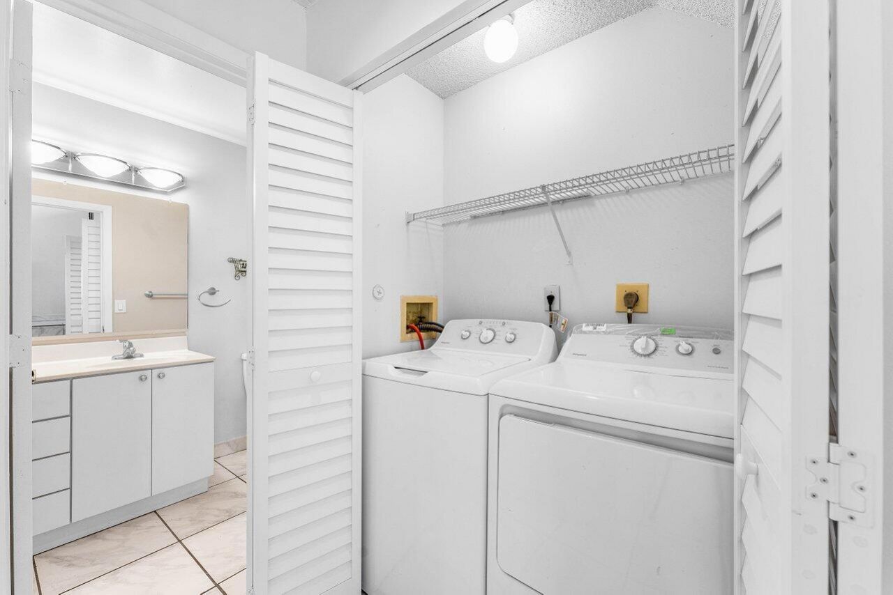 331 NW 101st Terrace, Pembroke Pines, FL 33026 Photo