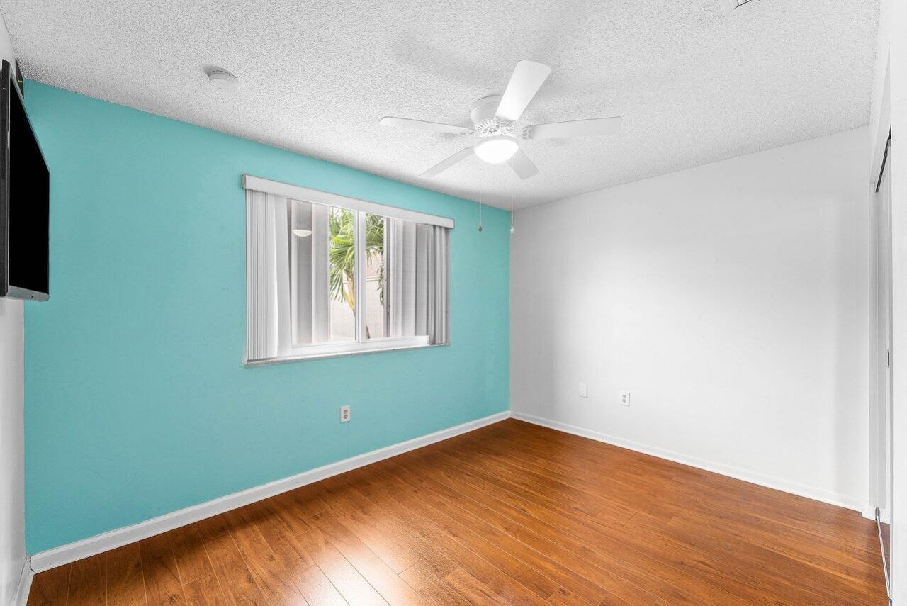 331 NW 101st Terrace, Pembroke Pines, FL 33026 Photo