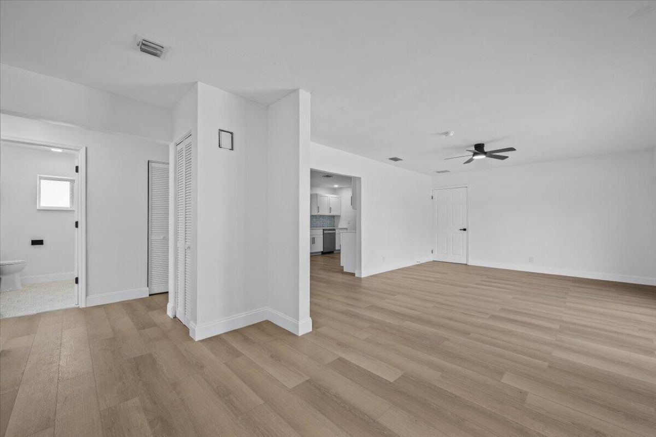 1612 Sherwood Avenue, Mangonia Park, FL 33407 Photo