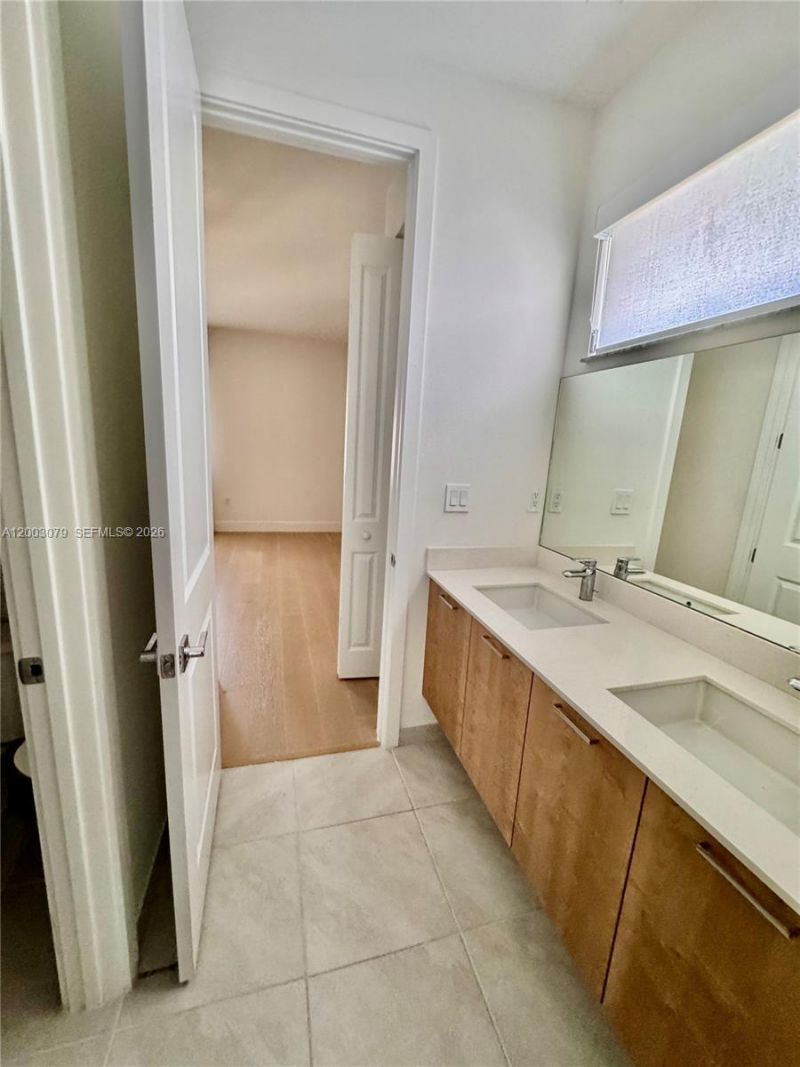 8108 NW 48th Ter , Unit 8108, Doral, FL 33166 Photo