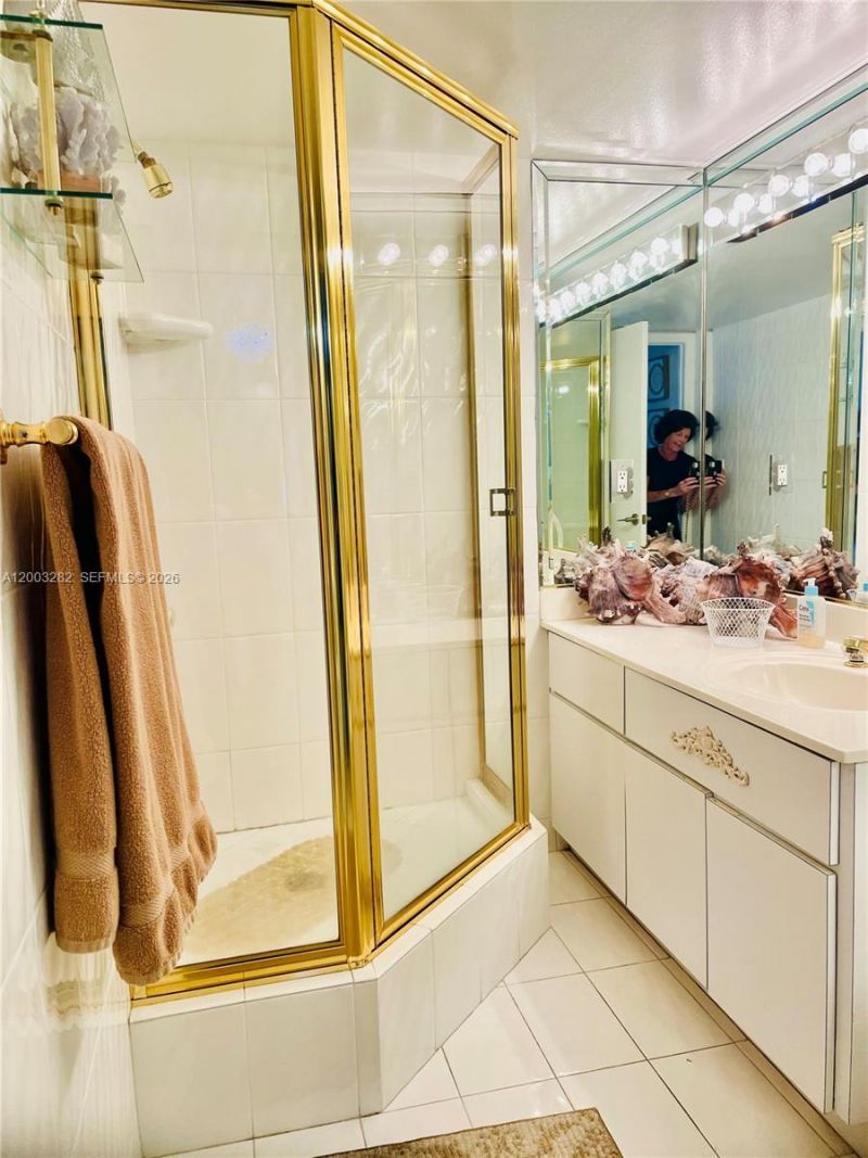 2555 Collins Ave, Unit 1805, Miami Beach, FL 33140 Photo