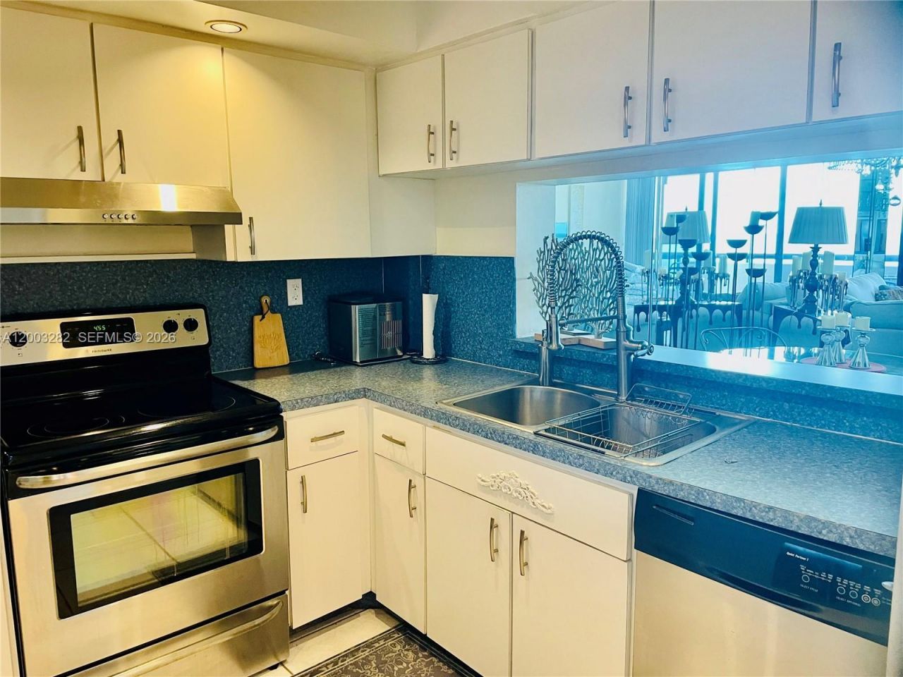 2555 Collins Ave, Unit 1805, Miami Beach, FL 33140 Photo