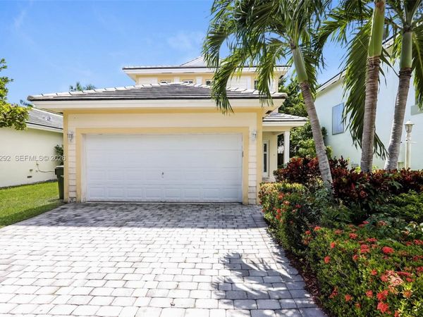 3168 NE 4th St , Homestead, FL 33033