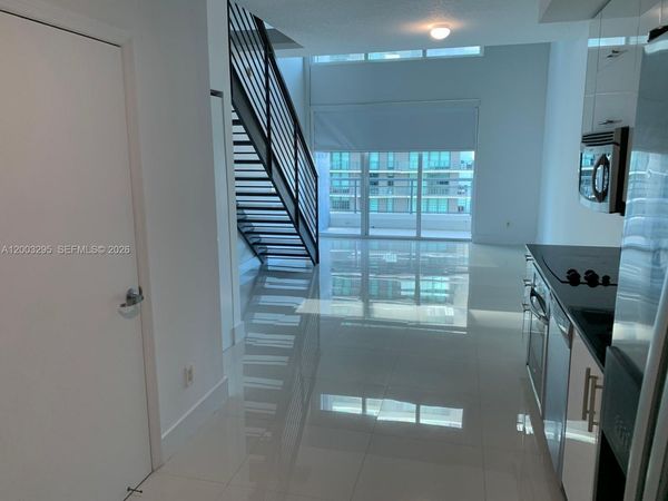 60 SW 13 ST , Unit 3202, Miami, FL 33130