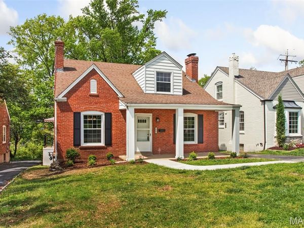 553 Westview Drive, University City, MO 63130