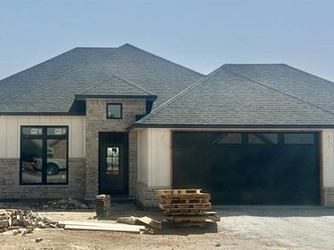 5465 NE Minnow Ln, Elgin, OK 73538