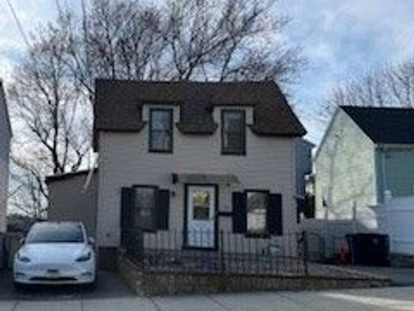 75 Summer St, Revere, MA 02151