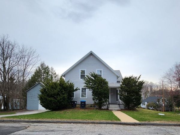 36 Litchfield Ave, Southbridge, MA 01550