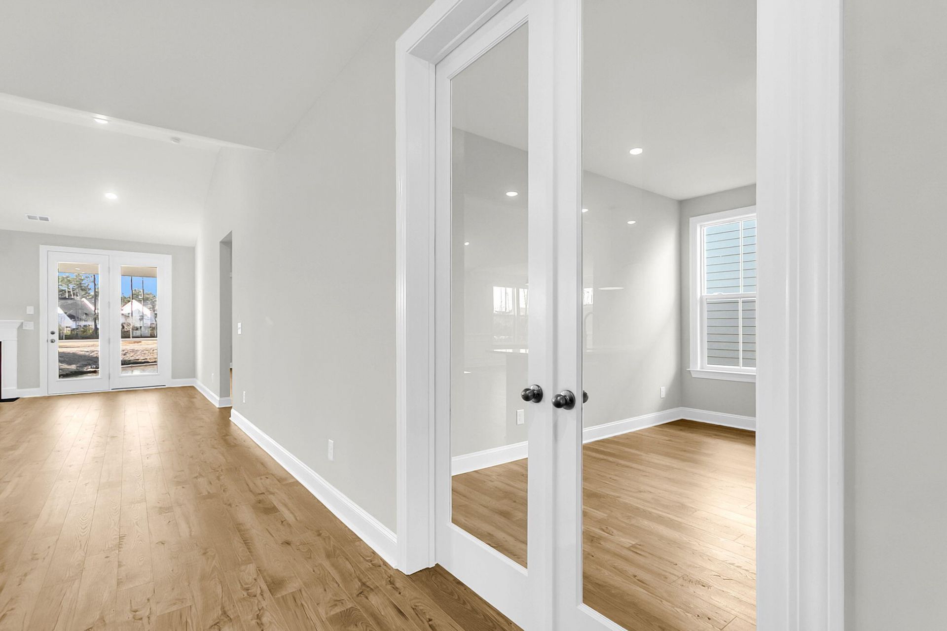 728 Maynard Lane Photo 14