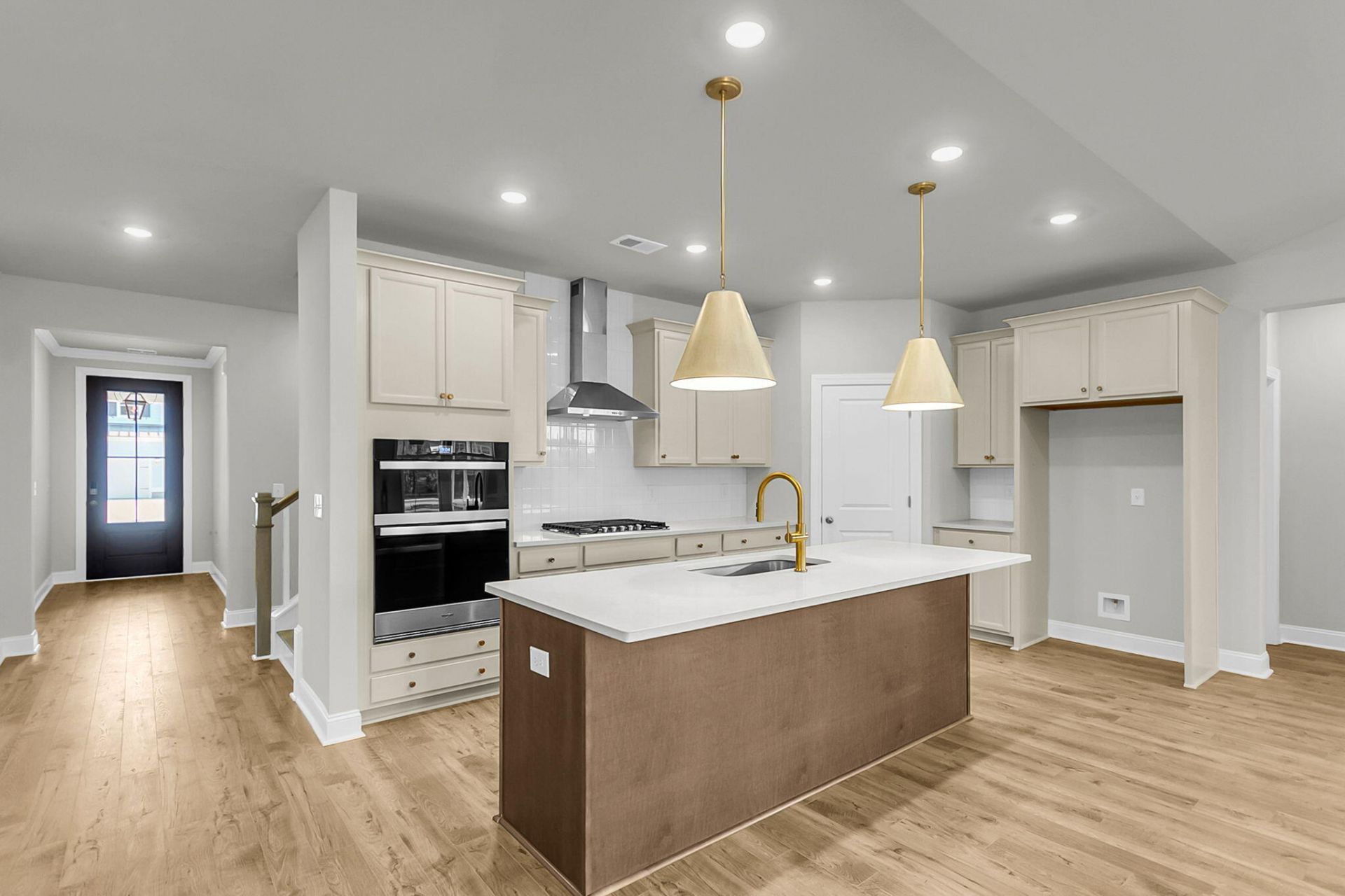 728 Maynard Lane Photo 18