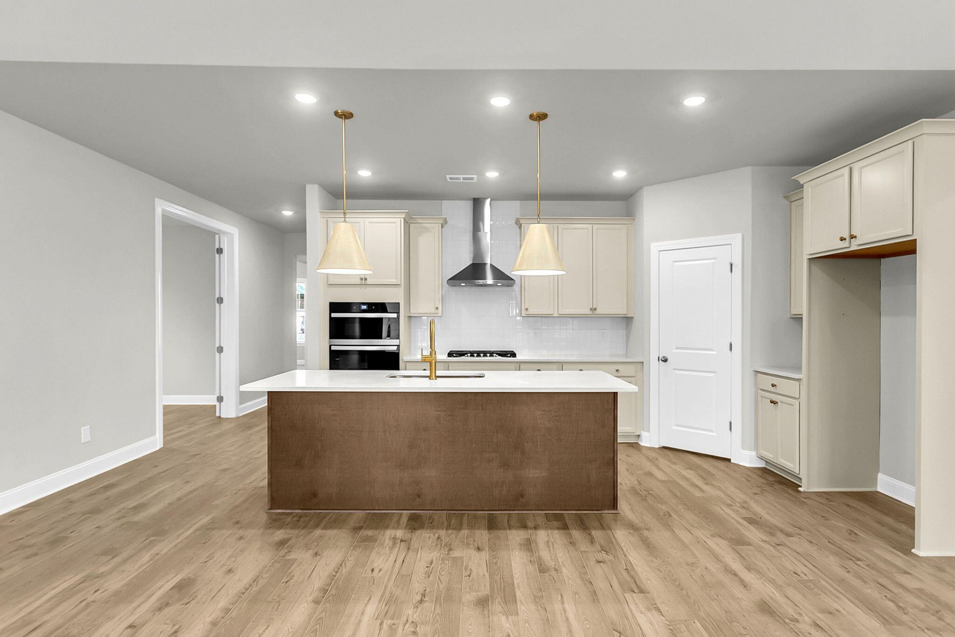 728 Maynard Lane Photo 19