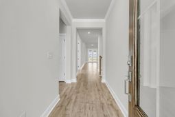 728 Maynard Lane photo 4
