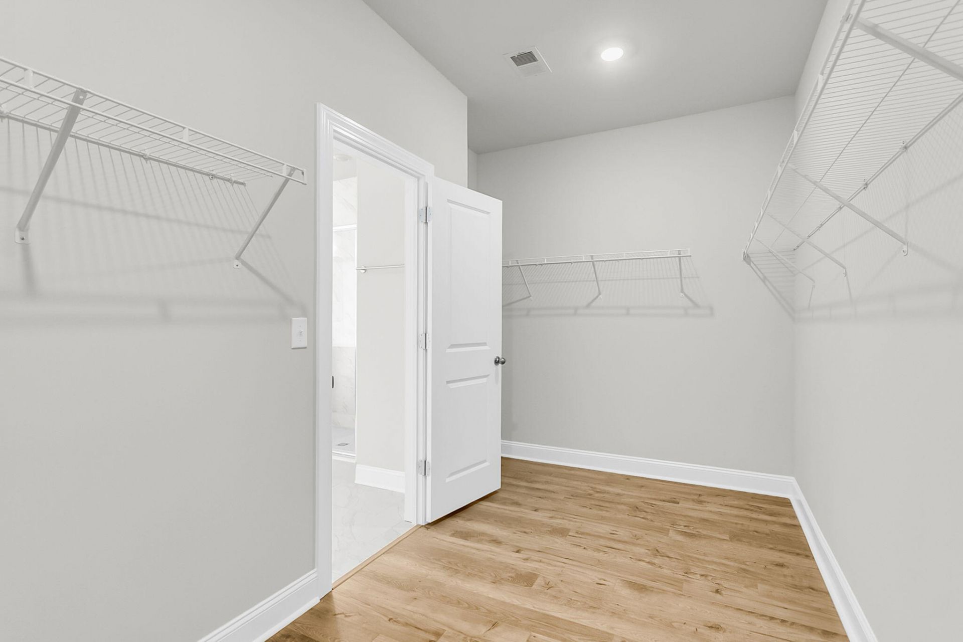 728 Maynard Lane Photo 44