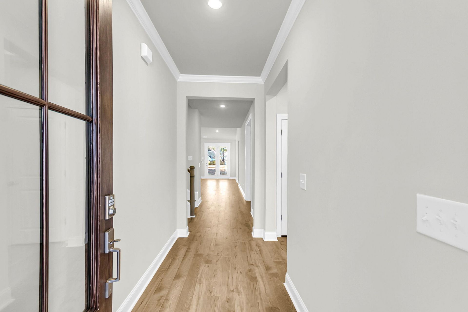 728 Maynard Lane Photo 8