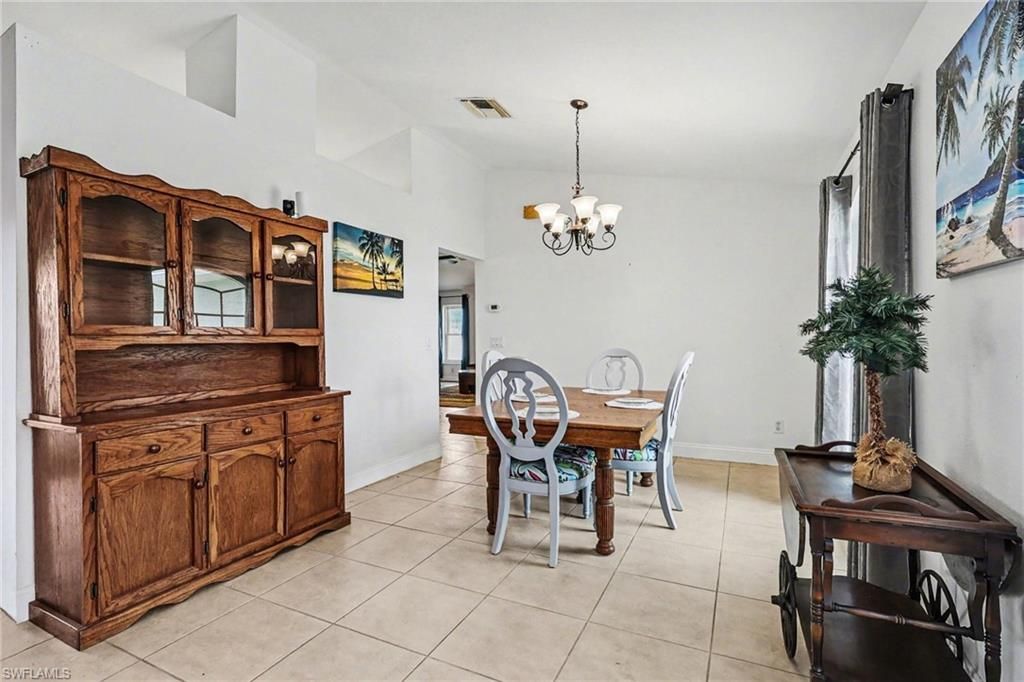 3754 SE 3rd Ave , Cape Coral, FL 33904 Photo