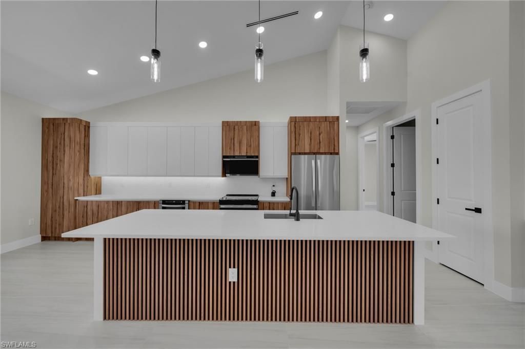 1947 NW 34th Ave , Cape Coral, FL 33993 Photo