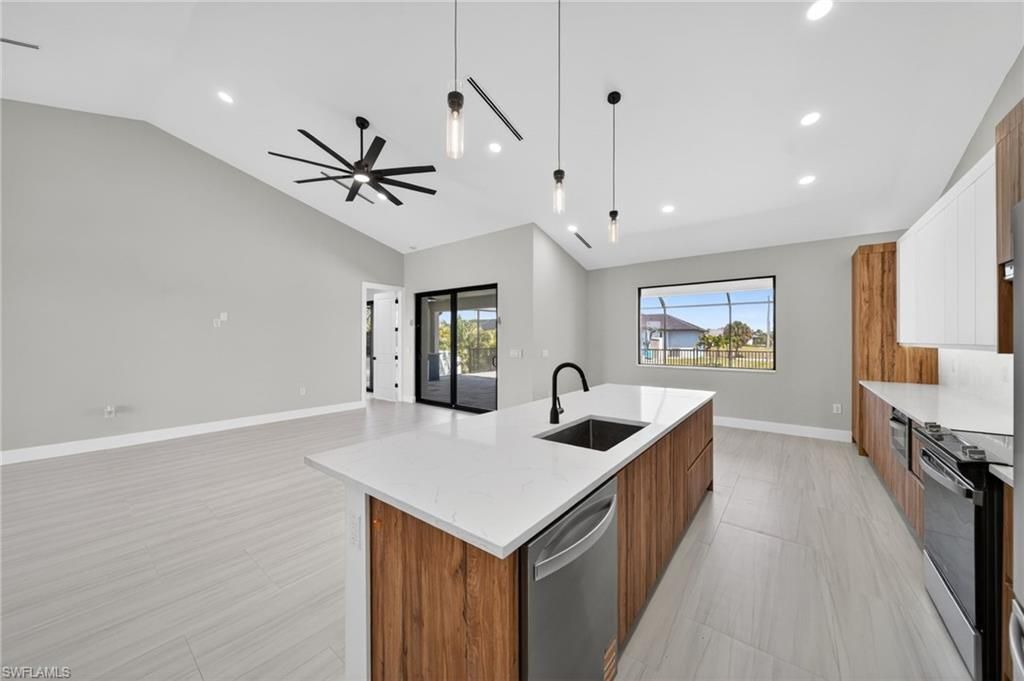 1947 NW 34th Ave , Cape Coral, FL 33993 Photo