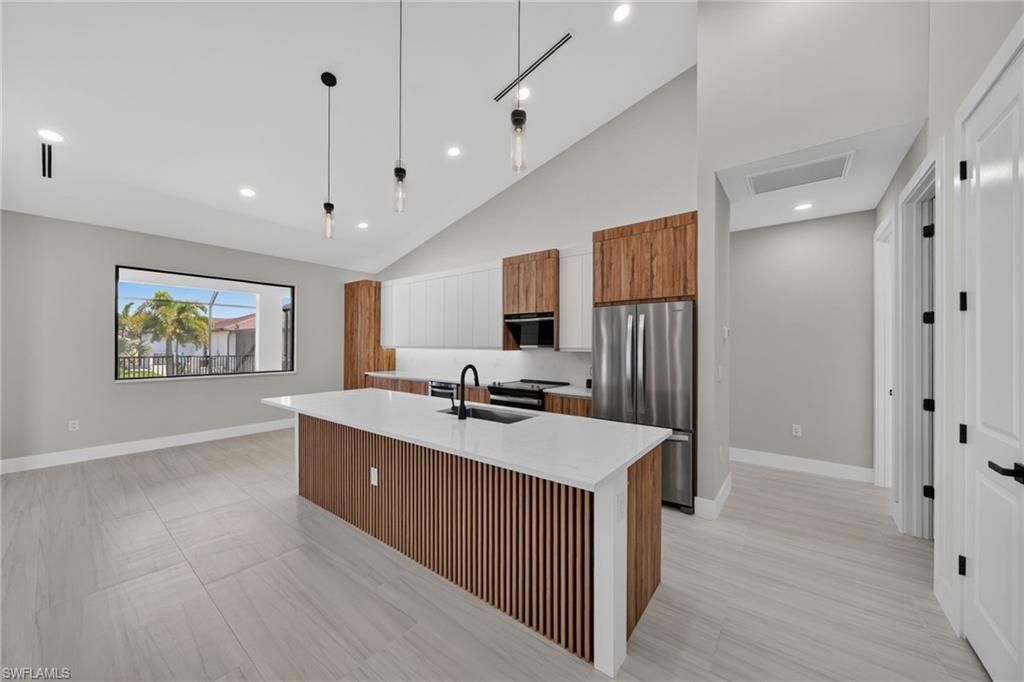 1947 NW 34th Ave , Cape Coral, FL 33993 Photo