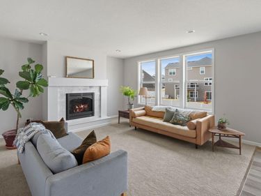 561 14th Street NW, New Brighton, MN 55112