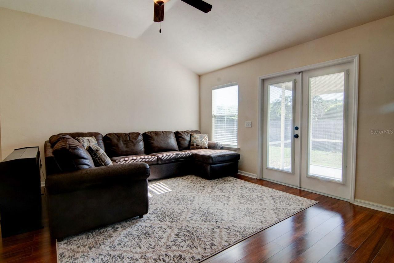 15572 NW 136th Terrace , Alachua, FL 32615 Photo