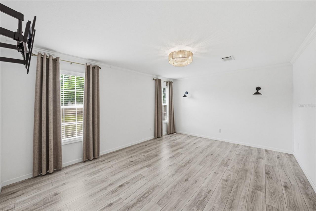 38645 Henry Drive , Zephyrhills, FL 33542 Photo