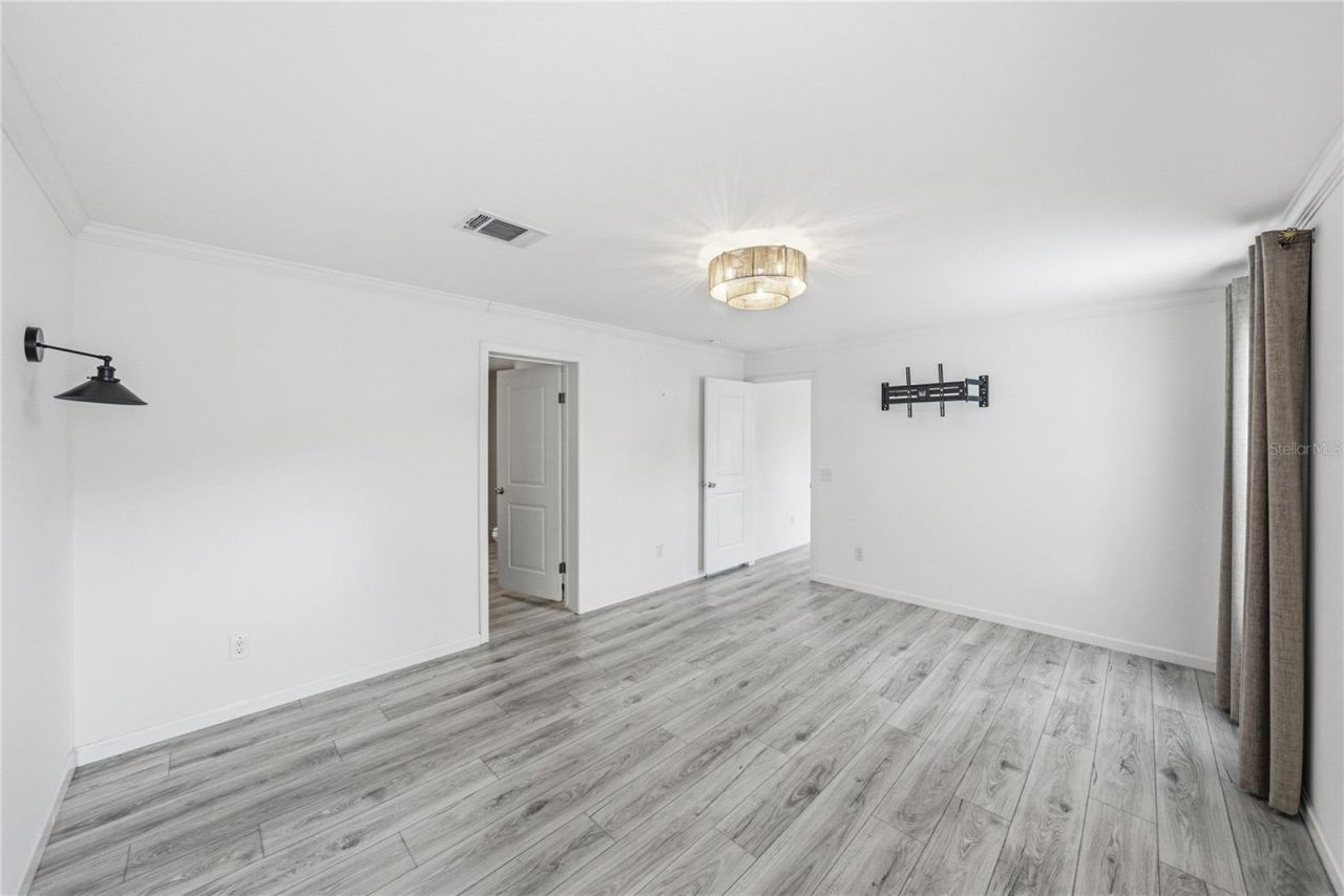 38645 Henry Drive , Zephyrhills, FL 33542 Photo