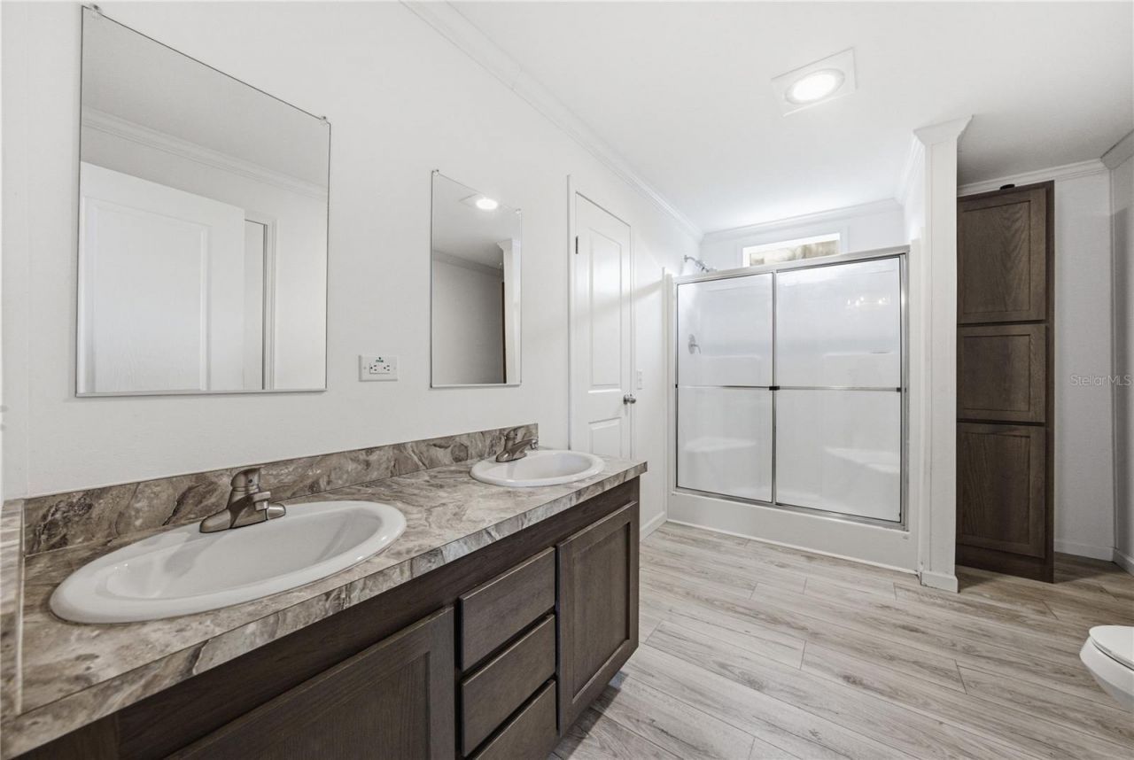 38645 Henry Drive , Zephyrhills, FL 33542 Photo