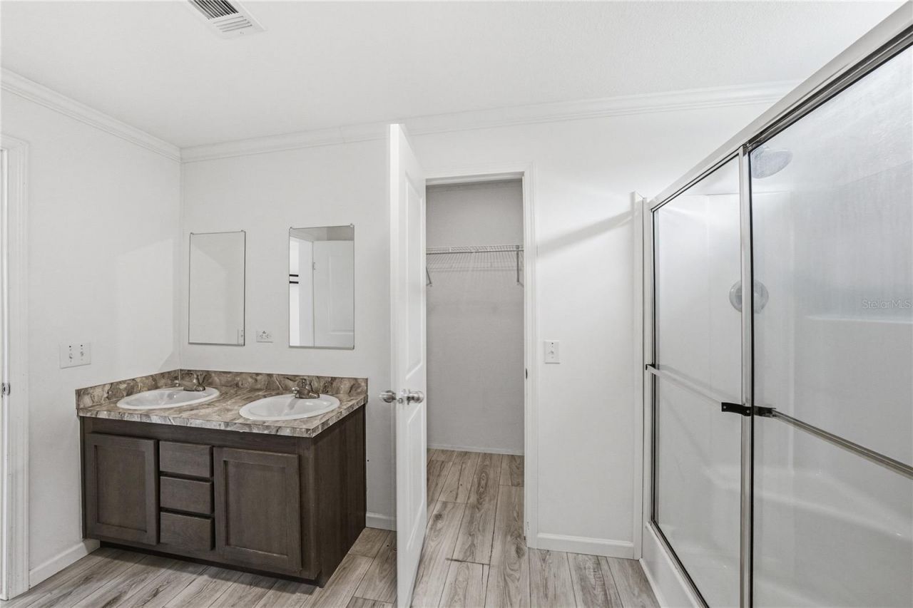 38645 Henry Drive , Zephyrhills, FL 33542 Photo