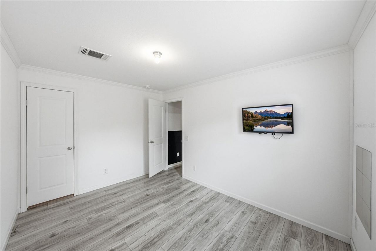 38645 Henry Drive , Zephyrhills, FL 33542 Photo