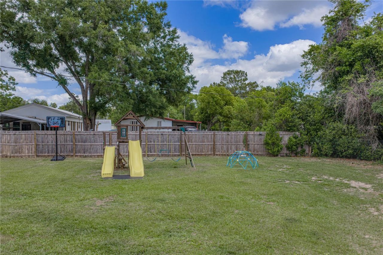 38645 Henry Drive , Zephyrhills, FL 33542 Photo