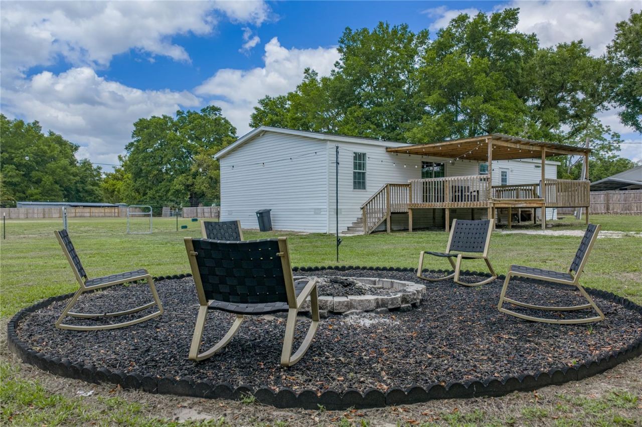 38645 Henry Drive , Zephyrhills, FL 33542 Photo