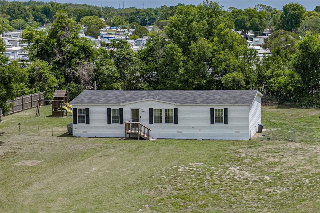 38645 Henry Drive , Zephyrhills, FL 33542 Photo