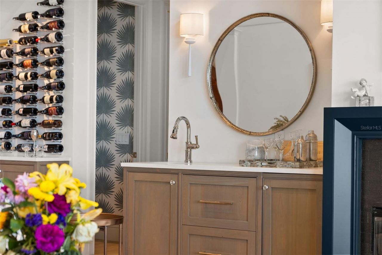 361 S Blvd Of The Presidents, Sarasota, FL 34236 Photo